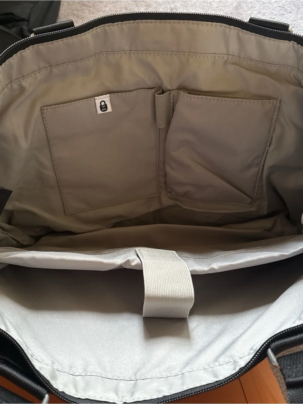 baggallini Black Everyday Laptop Tote Bag